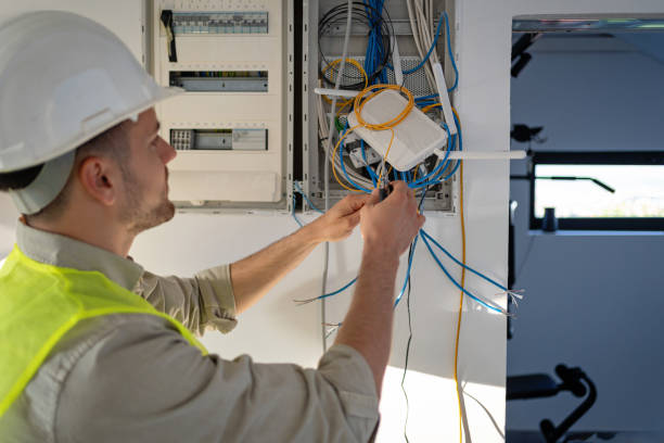 Best Affordable Emergency Electrician  in Greenwood, MO